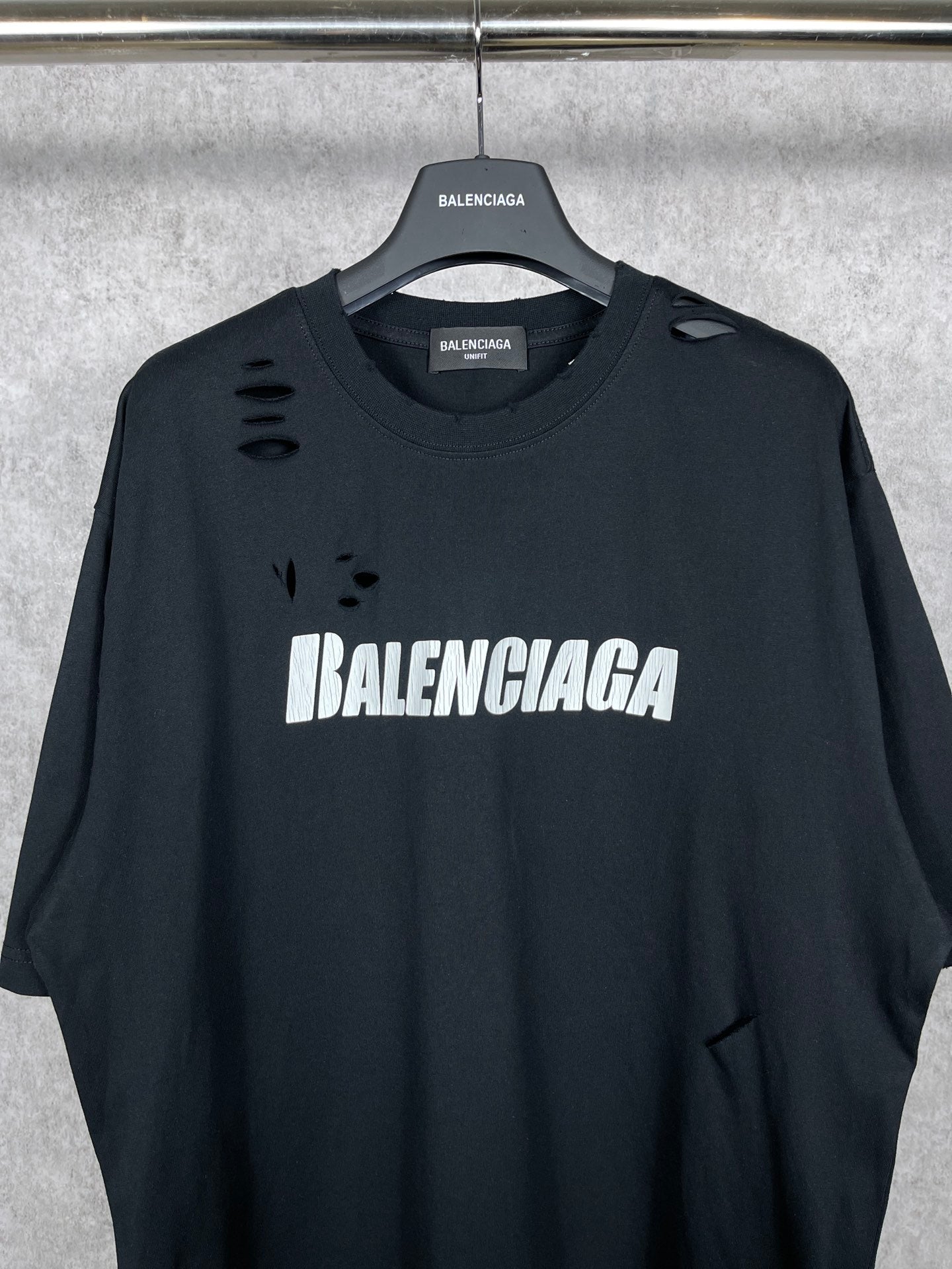 Classic logo hole t-shirt