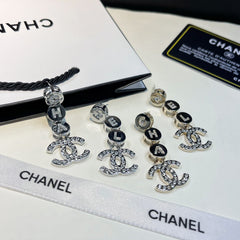 Letter Pendant Fashion Earrings