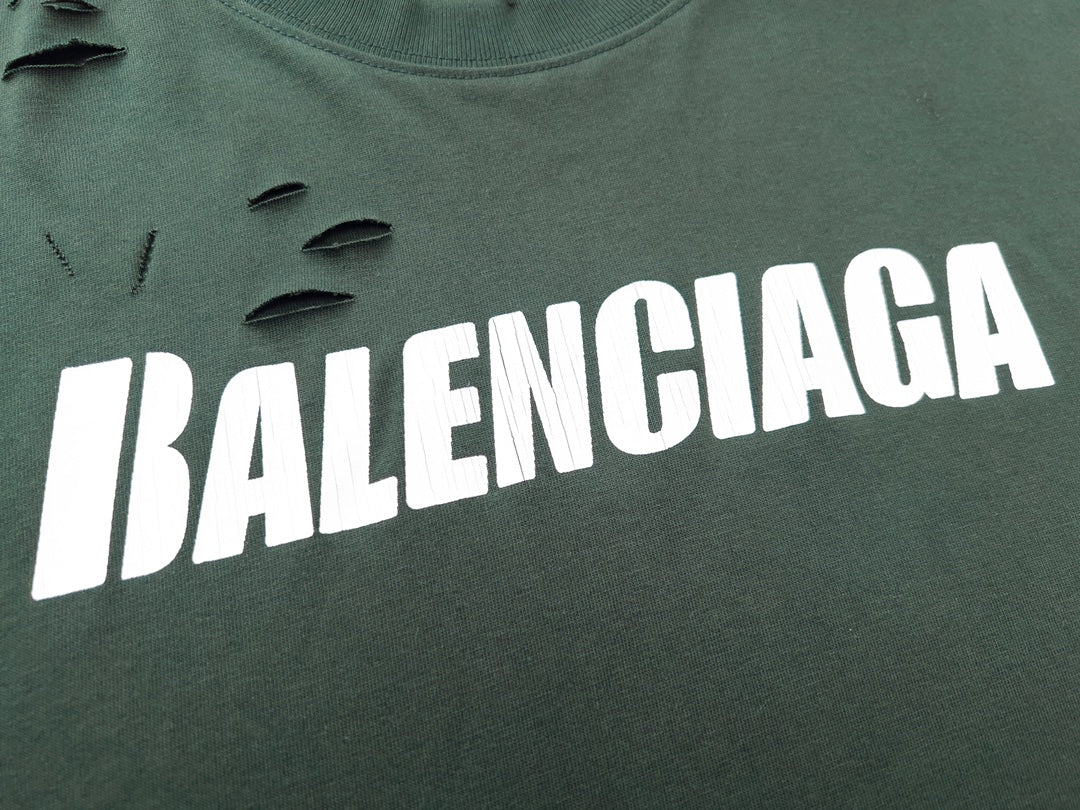 Classic logo hole t-shirt